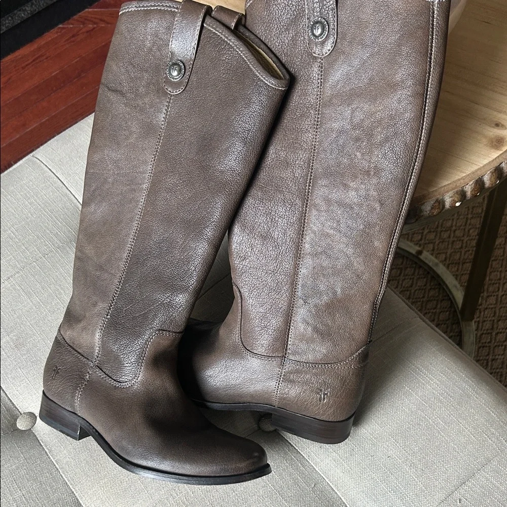 Frye Melissa‎ Lug Button Tall Brown Leather Size 8
